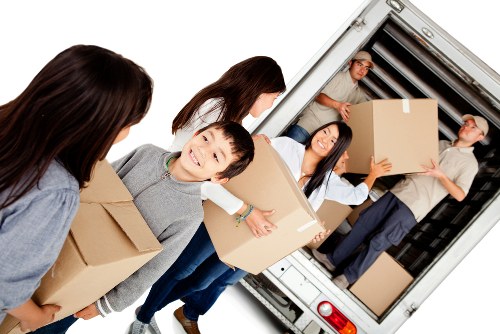 Professional removal services in UK for home moving